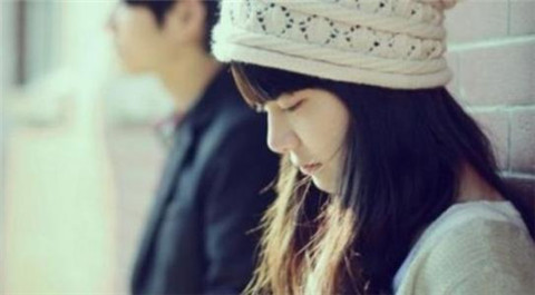 男女交往初期聊什么,才不会冷场?